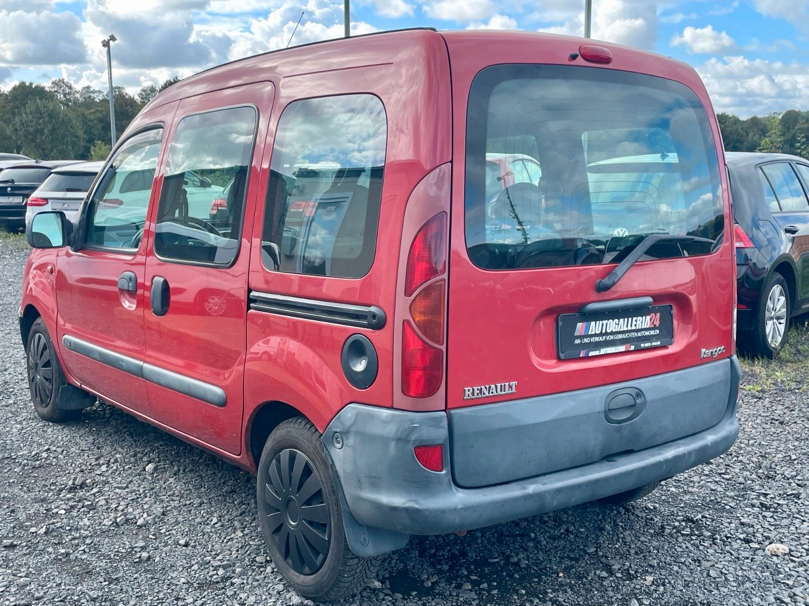 Fahrzeugabbildung Renault Kangoo 1.4 Basis Automatik Klima TÜV 12/2025