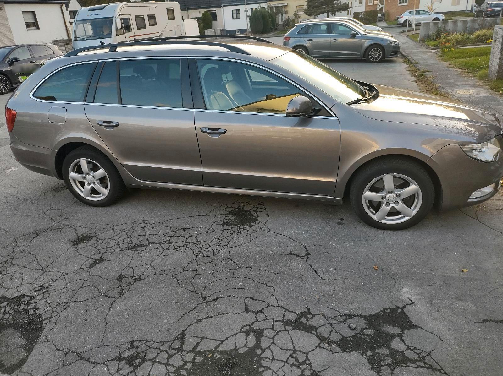 Skoda Superb 2013 — engine 160 HP (118kW)