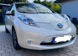 Nissan Leaf Perlmutt-Weiß Metallic Bose Leder - Nissan Leaf von privat