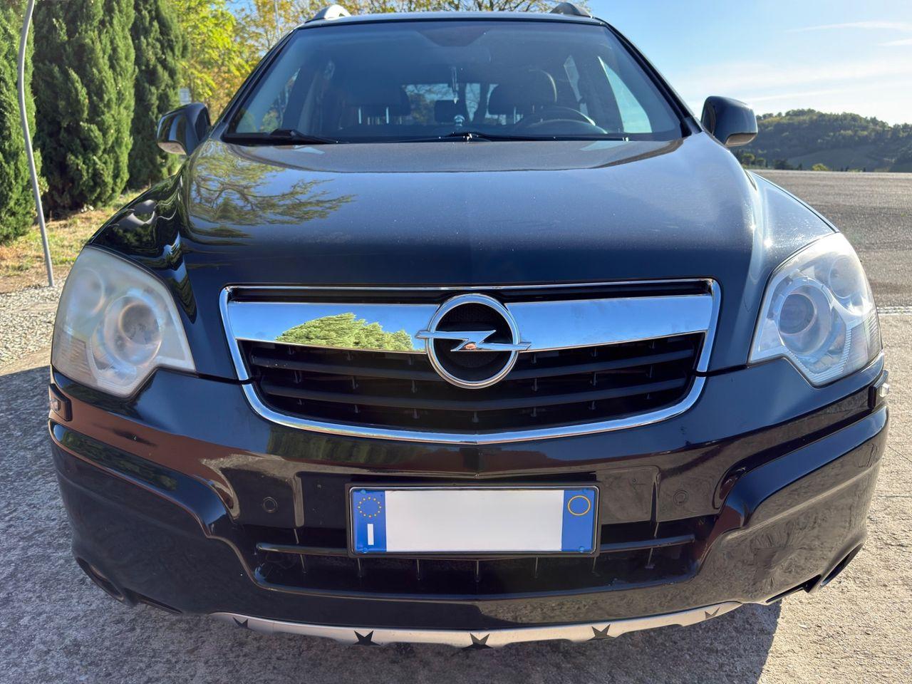 Opel Antara 2010 — rear view