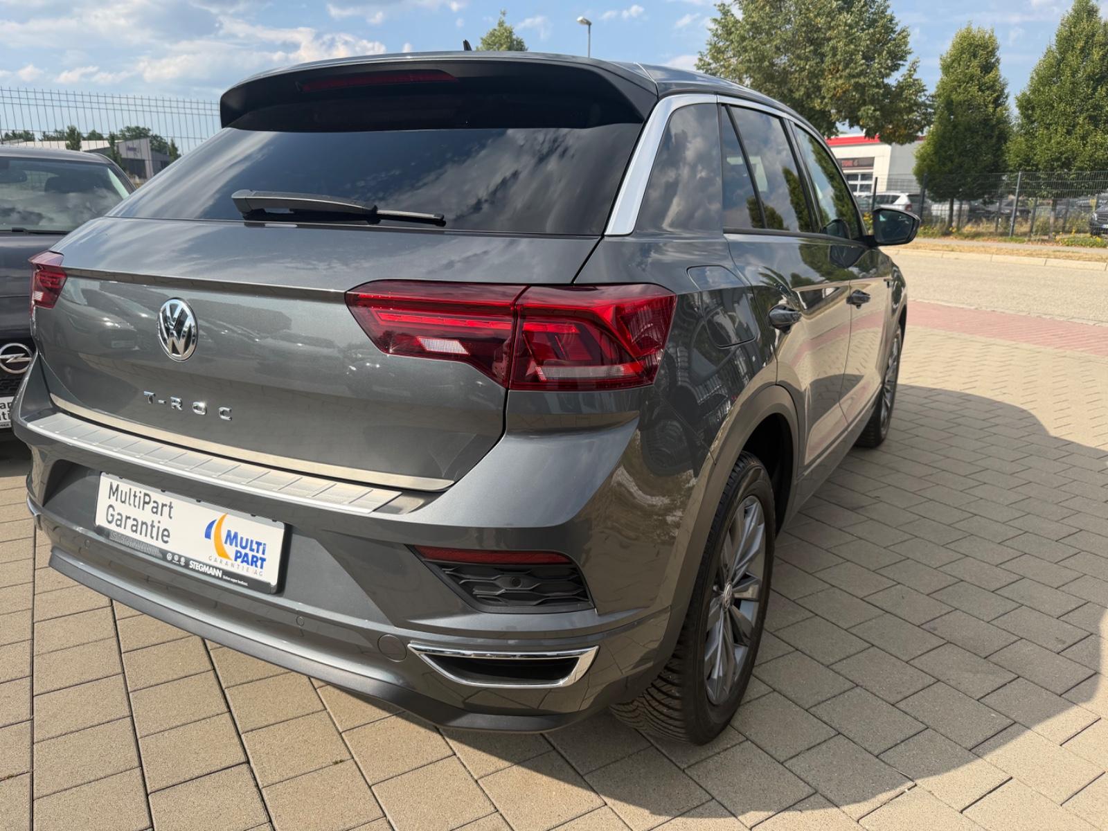 Volkswagen T-Roc R LINE
