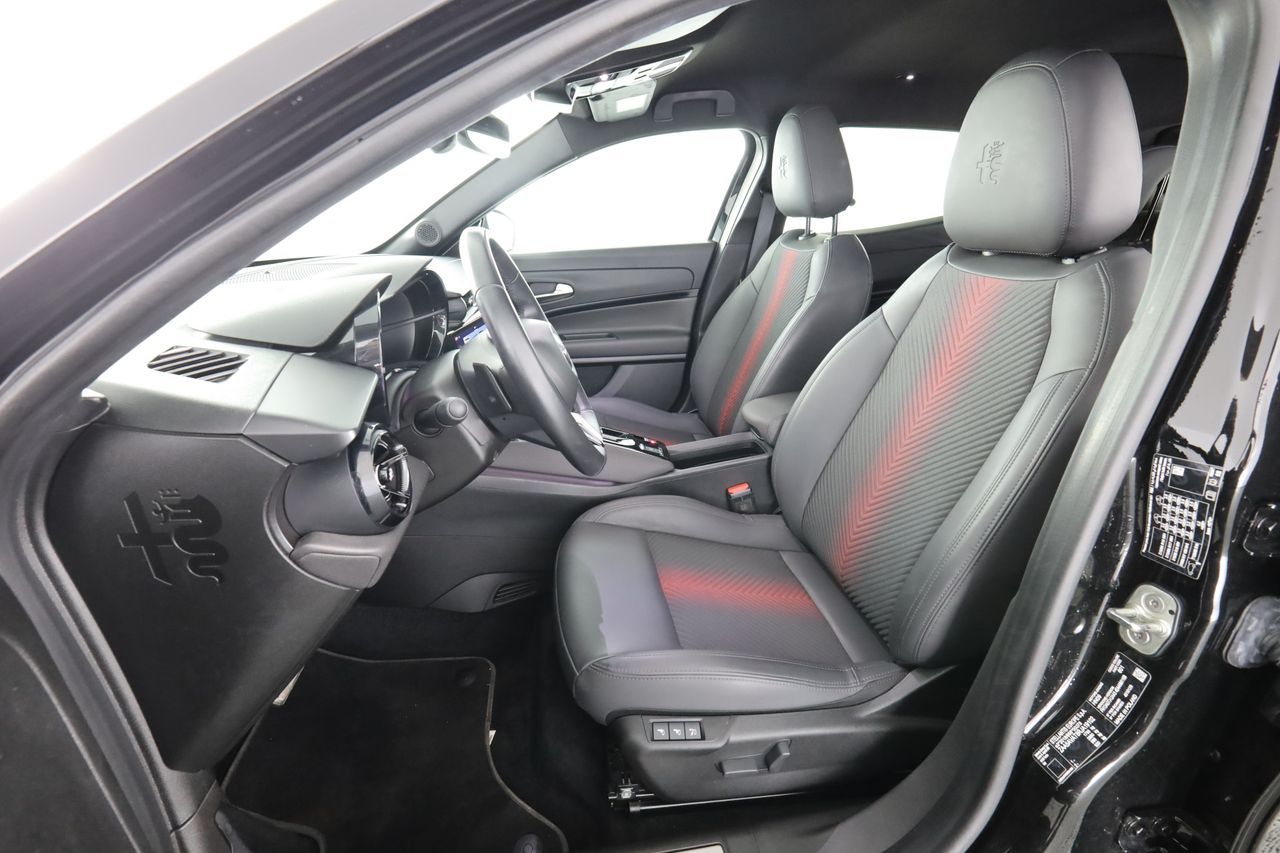 Other ALFA ROMEO Junior 1.2 136 CV Hybrid eDCT6 Specia imagem 2