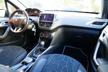 Fahrzeugabbildung Peugeot 2008 Active #Zahnriemen bei 78Tkm erneuert.