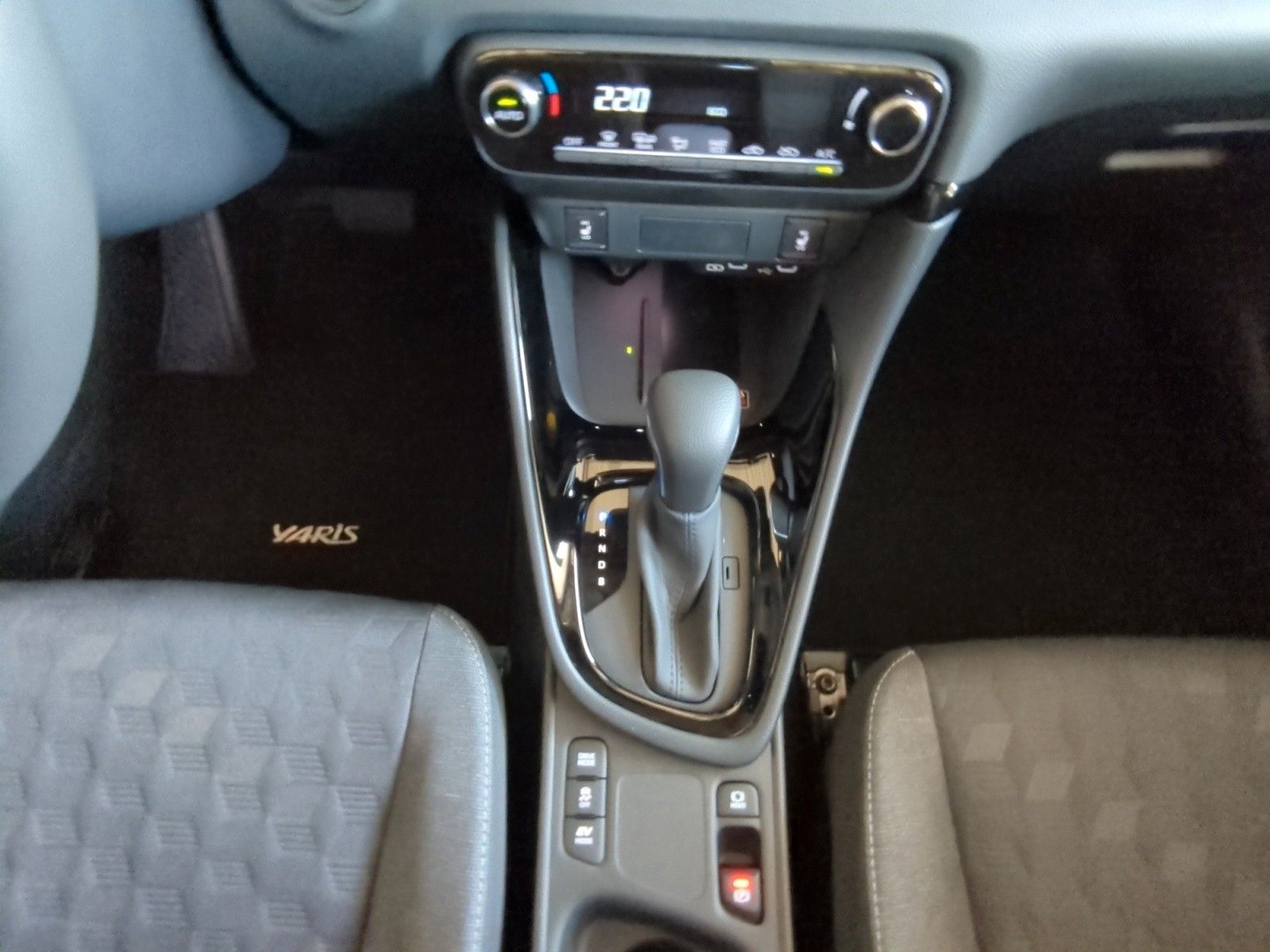 Toyota Yaris - Bild 14