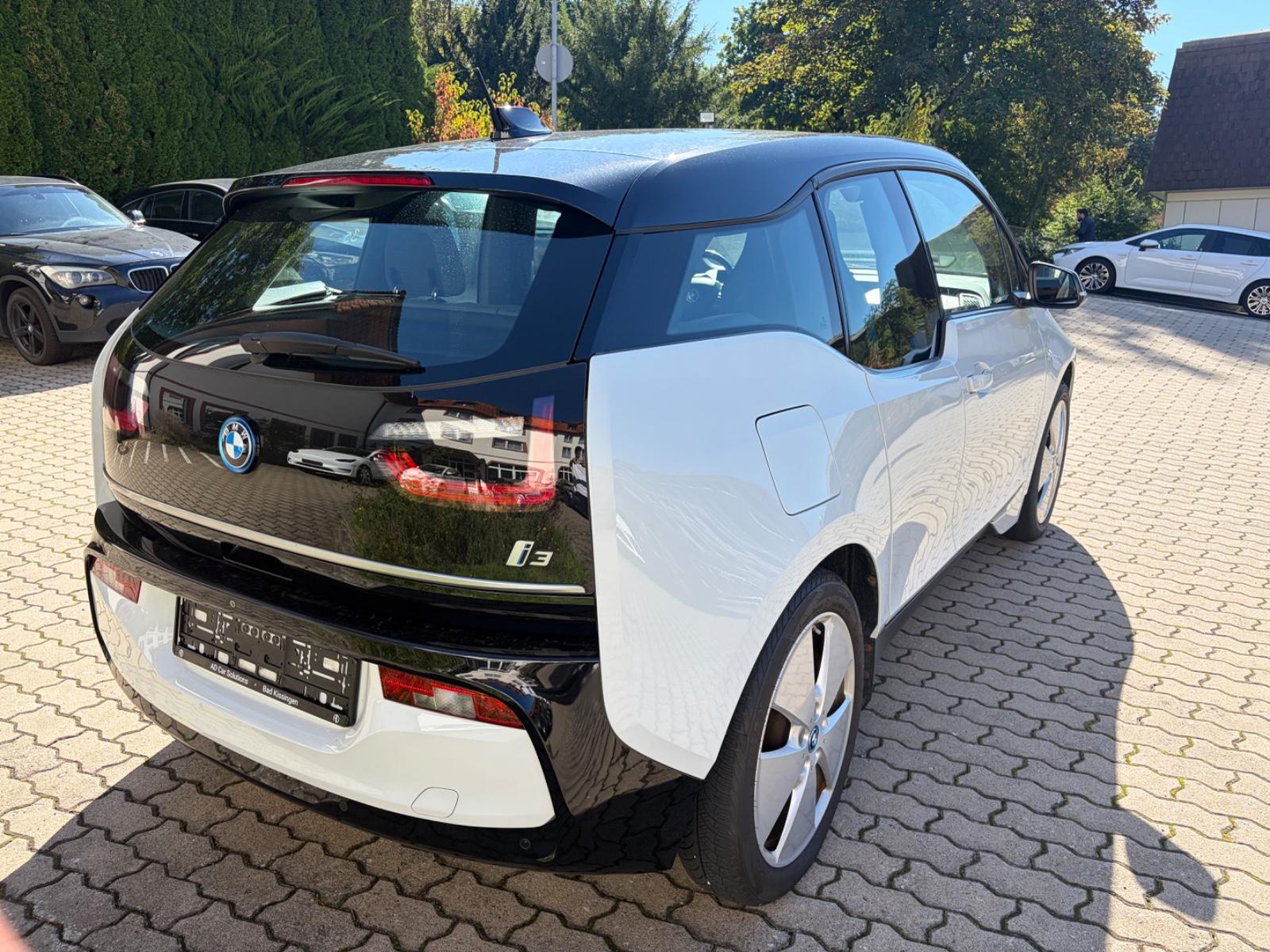 BMW i3*LED*Kamera*ParkAssistent*Multifunktionslenk.*