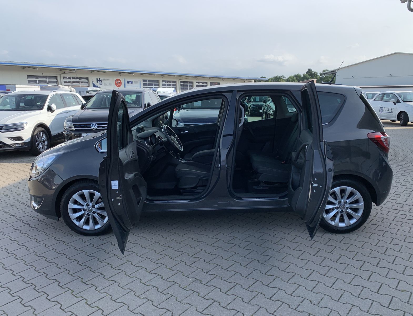 Fahrzeugabbildung Opel Meriva 1.4*Innovation*Cam*AHK*LHZ*SHZ*Temp*PDC*