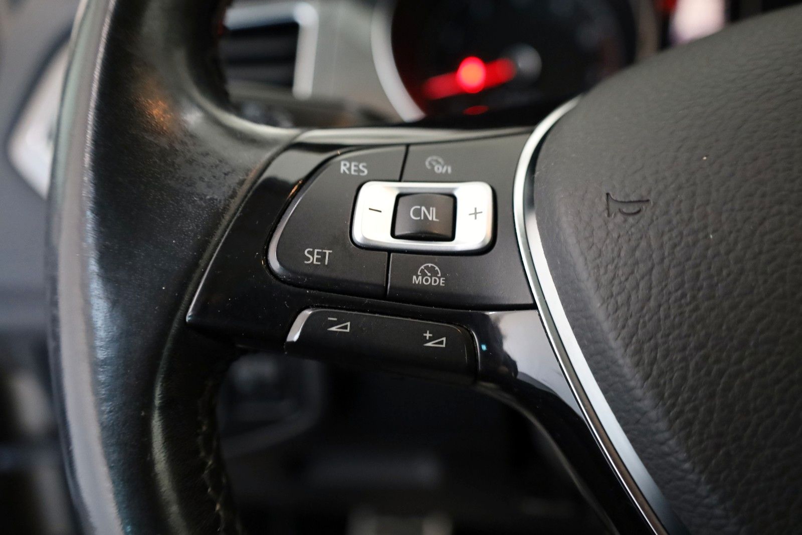 Fahrzeugabbildung Volkswagen Golf Sportsvan VII Allstar Automatik,SH,AHK