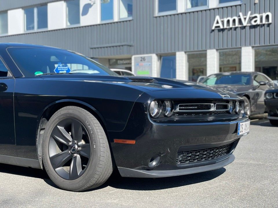 Fahrzeugabbildung Dodge Challenger 3.6 SXT 17 direkt aus USA importiert