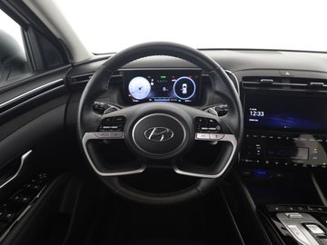 Hyundai TUCSON - 12