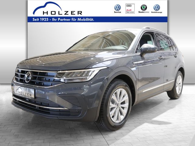 Volkswagen Tiguan 1.5 TSI Life KLIMA PDC AHK SHZ LED ACC