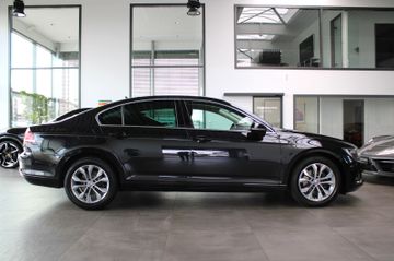 Volkswagen Passat - 7