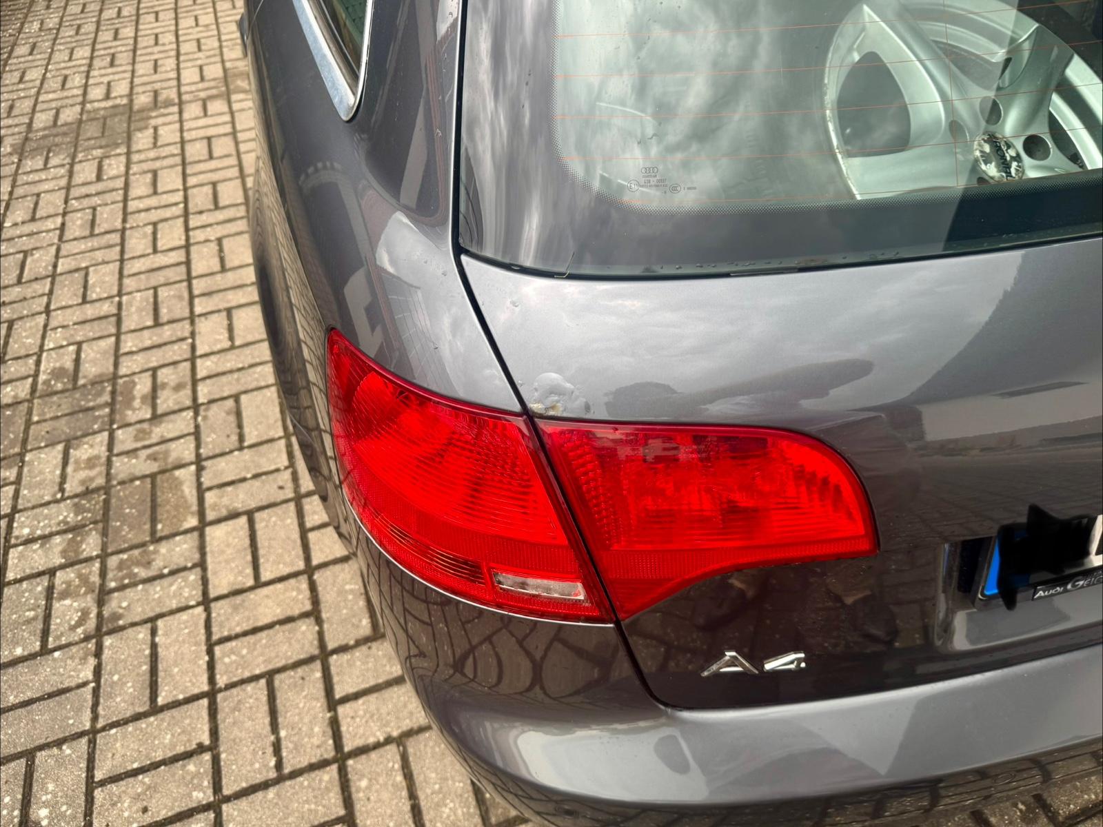 Audi A4 2006 — photo 9