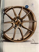 Volkswagen Golf 2.0  R - Gebrauchtwagen in Düsseldorf