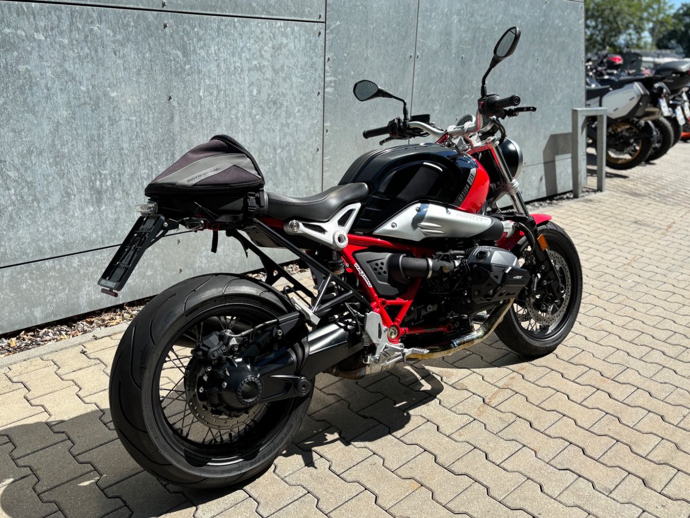 Fahrzeugabbildung BMW R nine T Pure