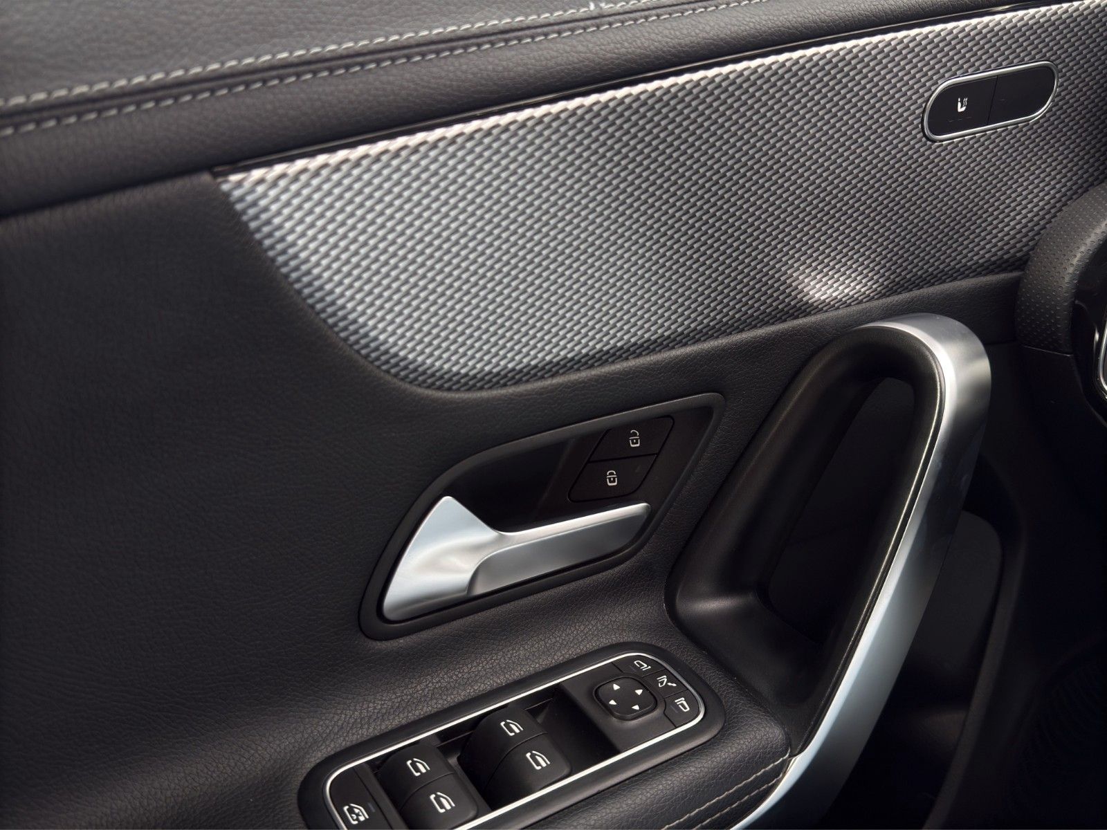 Fahrzeugabbildung Mercedes-Benz CLA 200d Shooting Brake *Dig.Cock*AHK*LED*MBUX