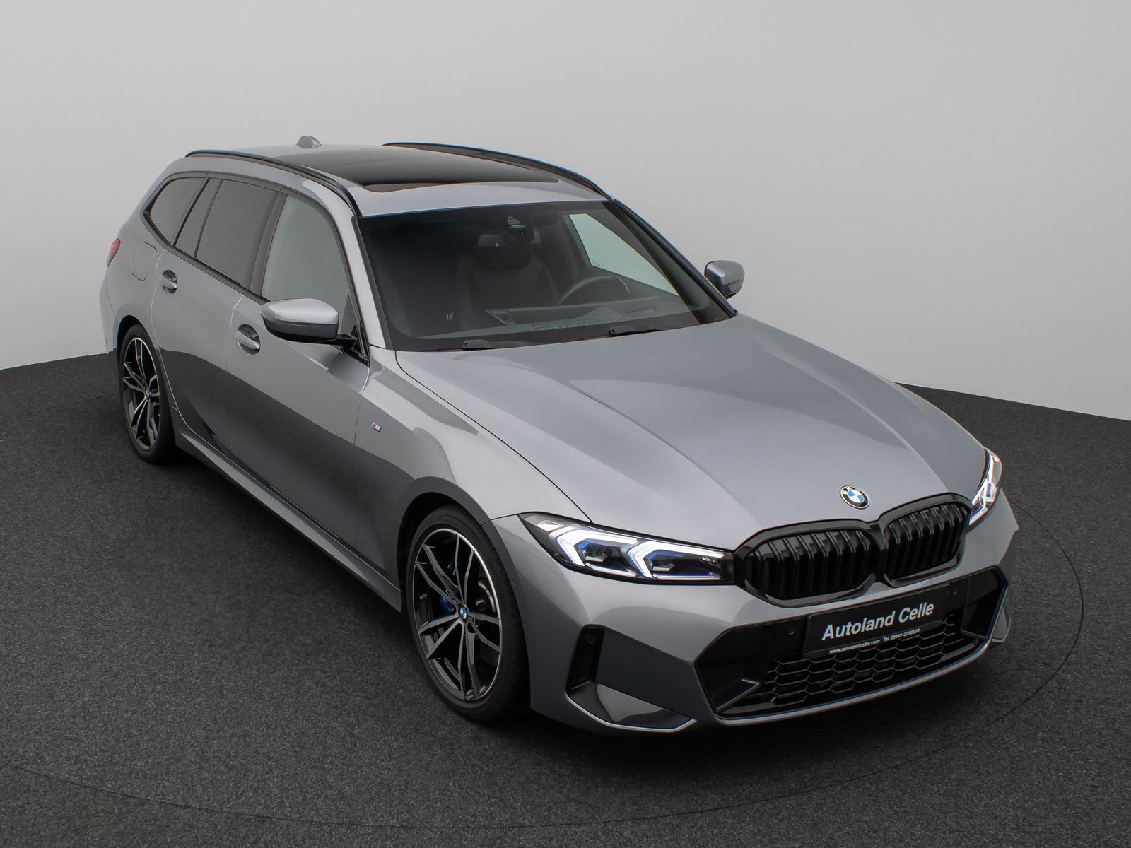 Fahrzeugabbildung BMW 330i M Sport Kamera DAB HUD H/K Komfort Panorama