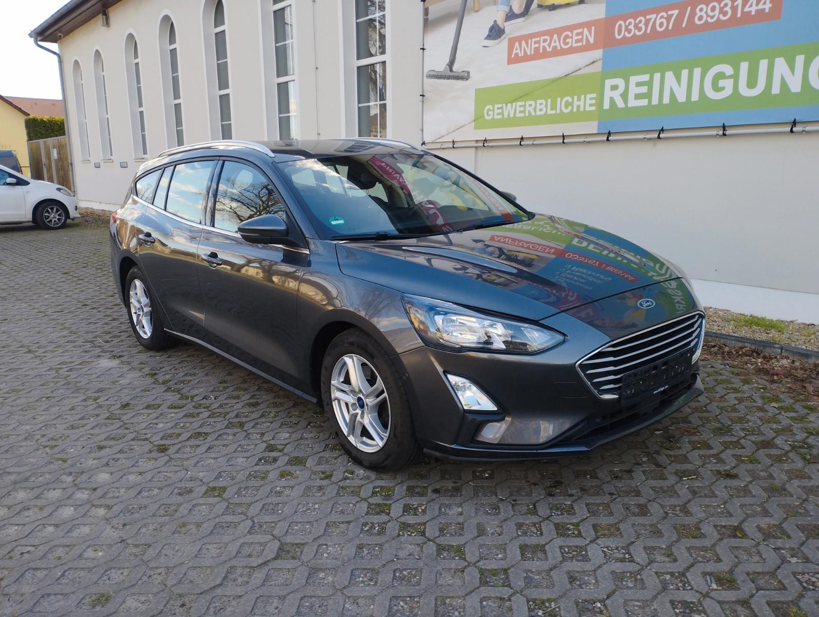 Ford Focus Turnier 1.5 Klima Titanium +Tempomat +LED