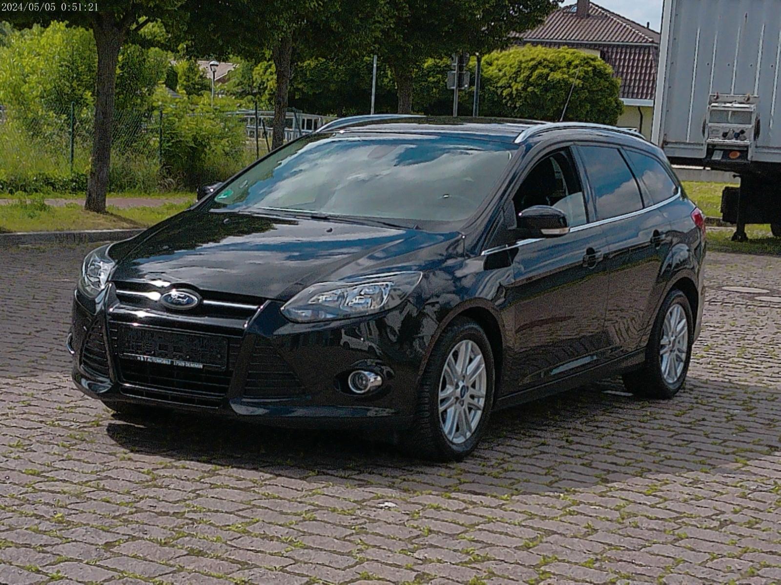 Ford Focus Turnier Titanium TÜV NEU S-HEFT AUTOMATIK