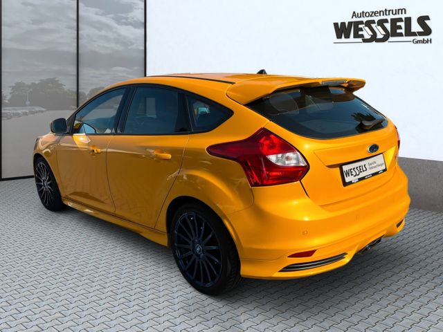 Ford Focus Lim. ST