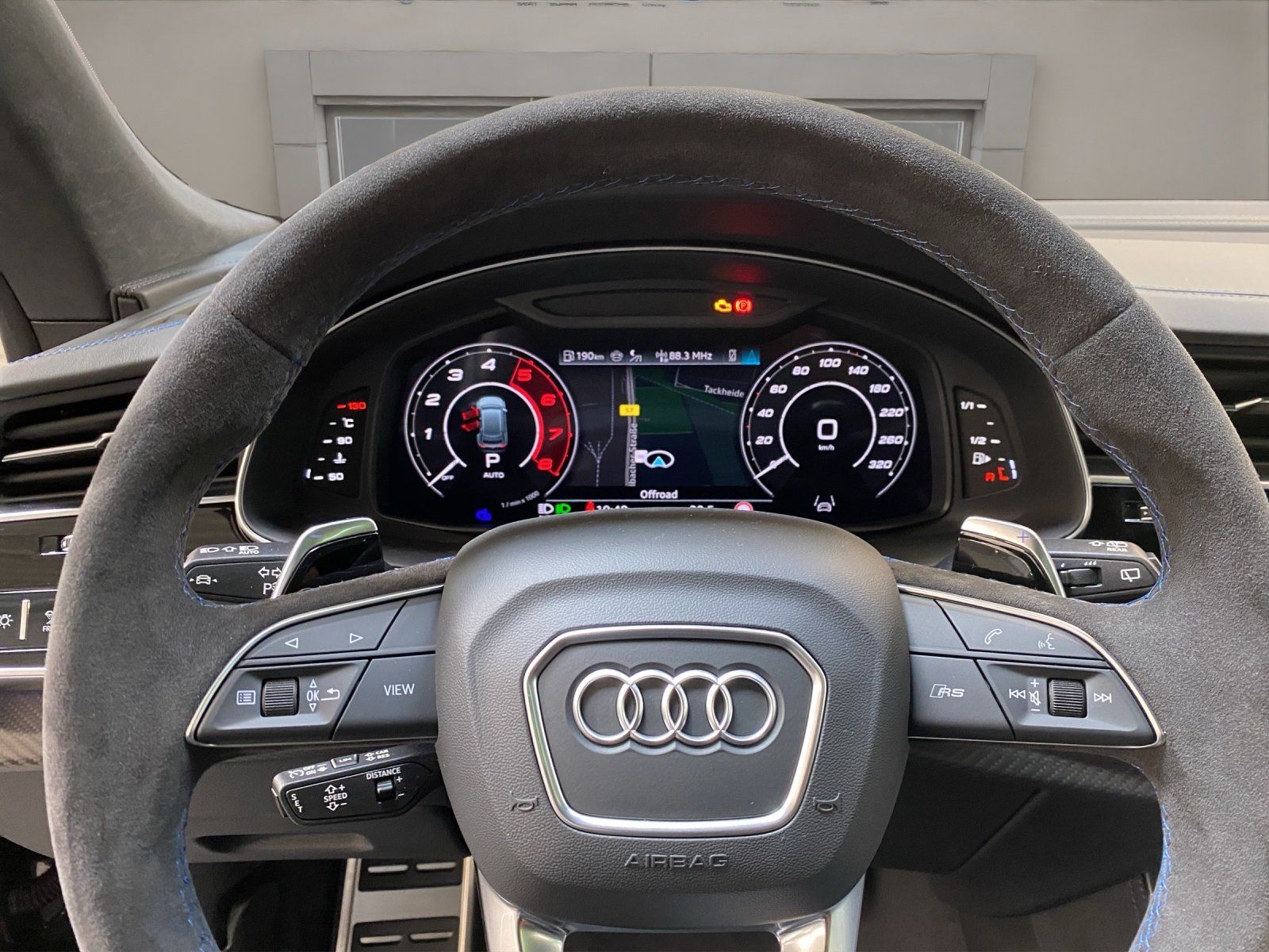 Audi RSQ8 - Bild 12