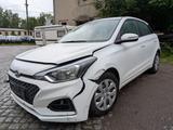 Hyundai i20 1,0L Automatik Unfallschaden - Hyundai i20 Unfallwagen