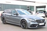 Mercedes-Benz C63 AMG T-Modell (Performance AGA,Night-Paket) - Autos mit Automatikschaltung