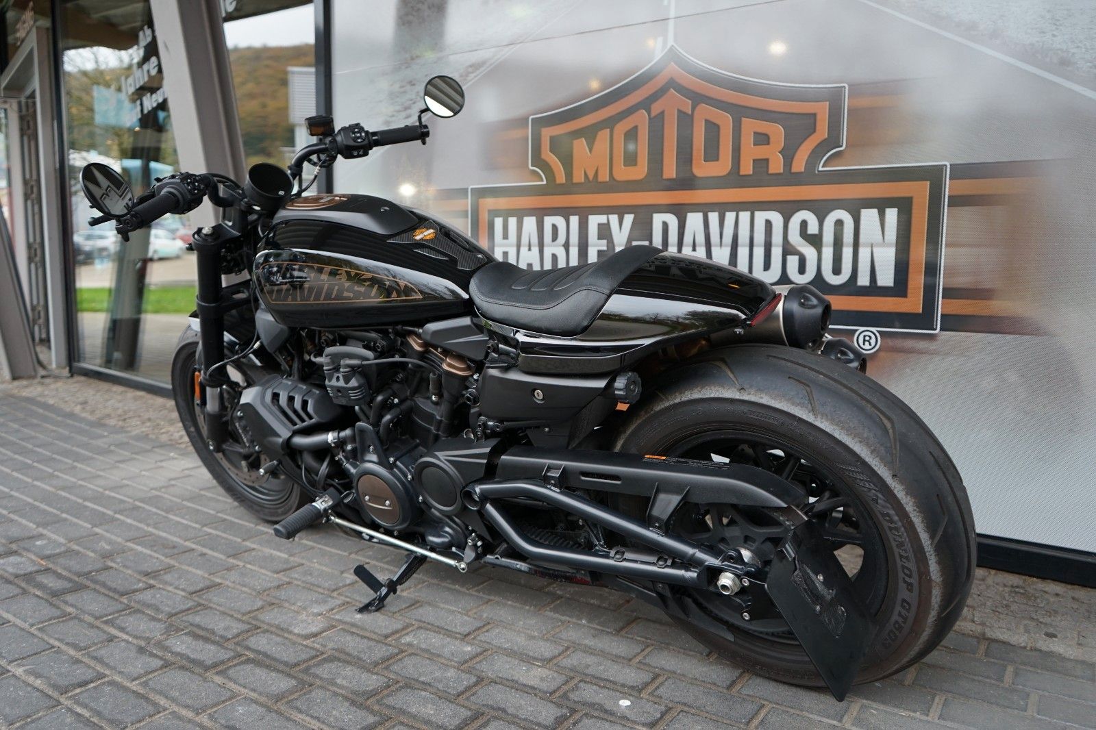 Fahrzeugabbildung Harley-Davidson Sportster S mit LED Blinkern & KZH seitl.