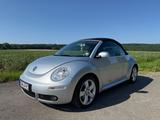 Volkswagen New Beetle 2.0 Automatik Cabriolet  - gebrauchte Volkswagen New Beetle aus dem Jahr 2005