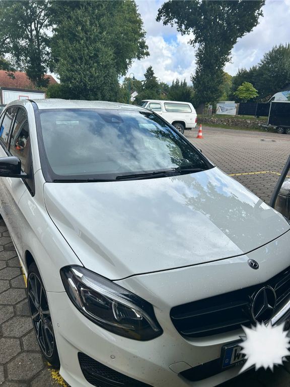 Image of Mercedes-Benz B 200