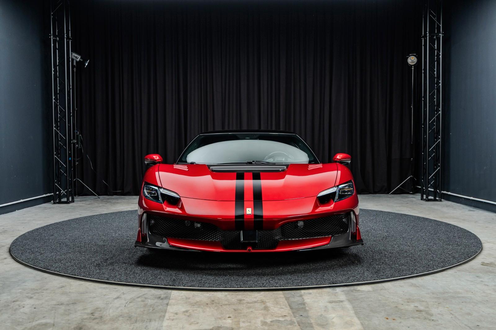 Ferrari 296 GTB Speciale + Carbon + Lipstick Red + Lift