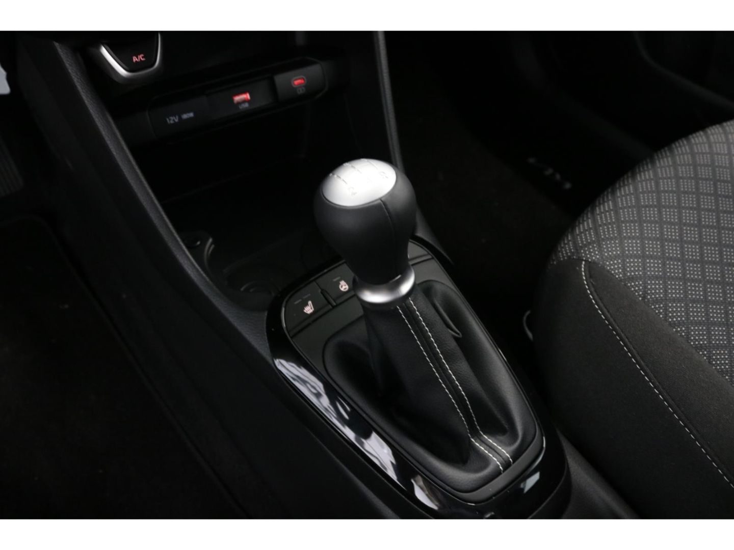 Fahrzeugabbildung Kia Picanto Vision Navi DAB SHZ Tempomat Kamera PDC
