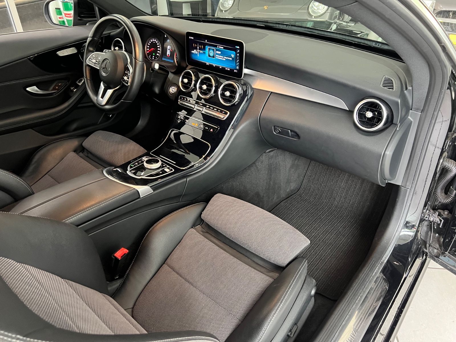 Fahrzeugabbildung Mercedes-Benz C 220 d Coupe * AMG FELGEN *