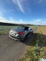 Audi TTS Roadster 2.0 TFSI S tronic quattro - - graue Audi TTS