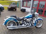 Harley-Davidson Softail Deluxe Penzl  - HARLEY-DAVIDSON 2011 SOFTAIL DELUXE