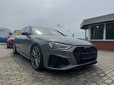 Audi A4 45 2.0 TFSI quattro edition one - Audi A4: Edition