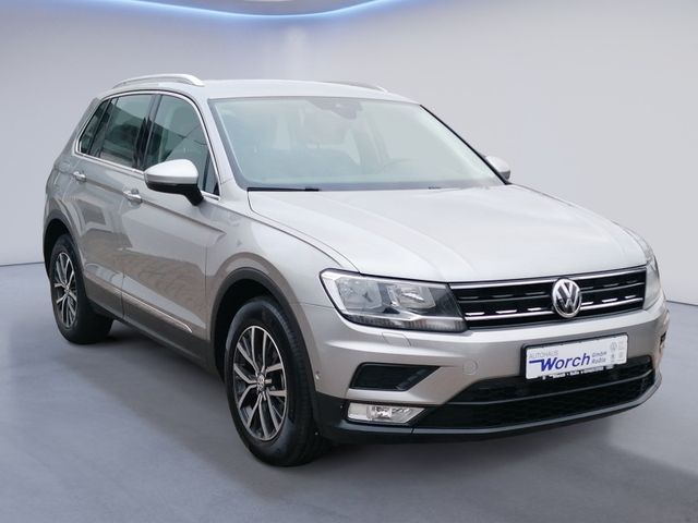 Tiguan 2.0TDI Comfortline KAMERA+PARKASSIST+AHK