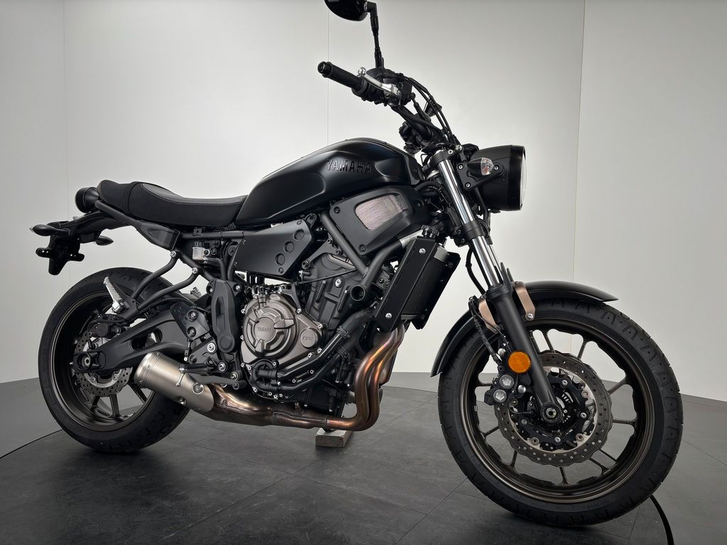 Fahrzeugabbildung Yamaha XSR 700 35KW *NEUWERTIG *SERIVCE NEU