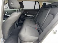 BMW 330 - Vorschau Bild 11