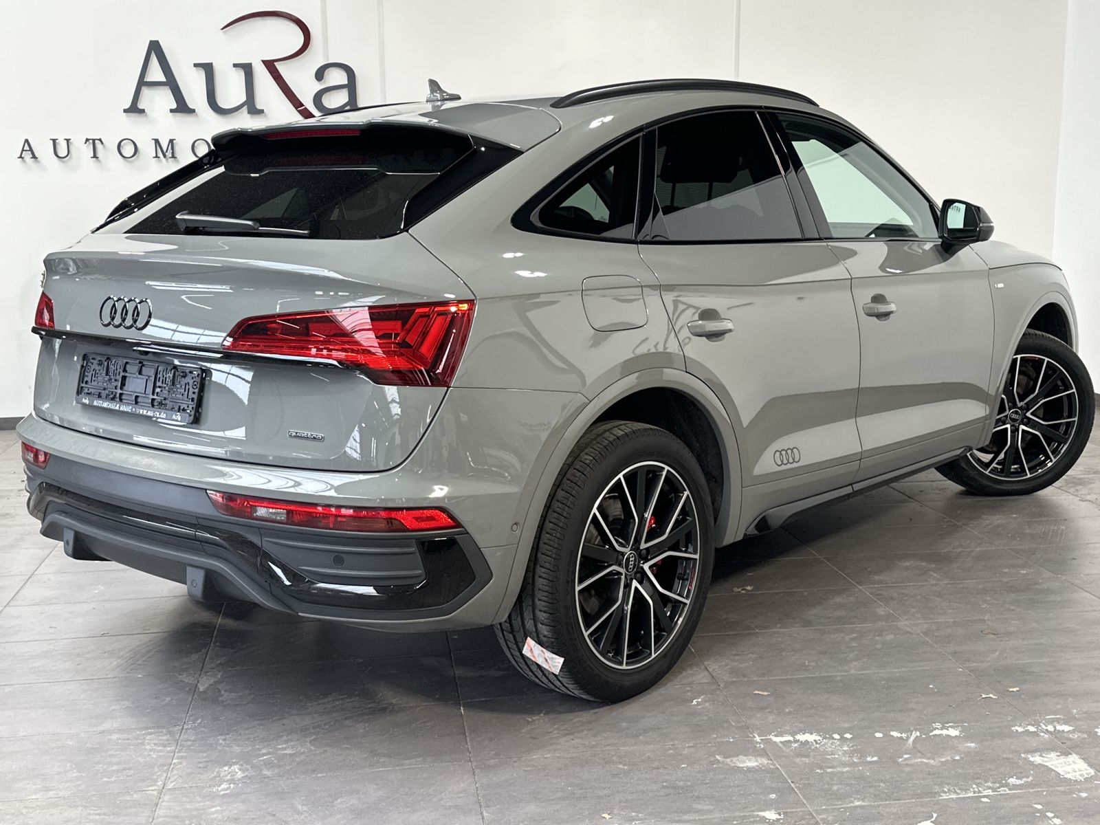 Fahrzeugabbildung Audi Q5 55 TFSIe Edition One NAV+LED+HUD+SHZ+B&O+360°