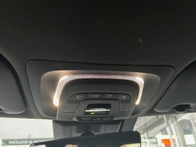 Corolla 1,8 Hybrid Business Edition*RFK*PDC*