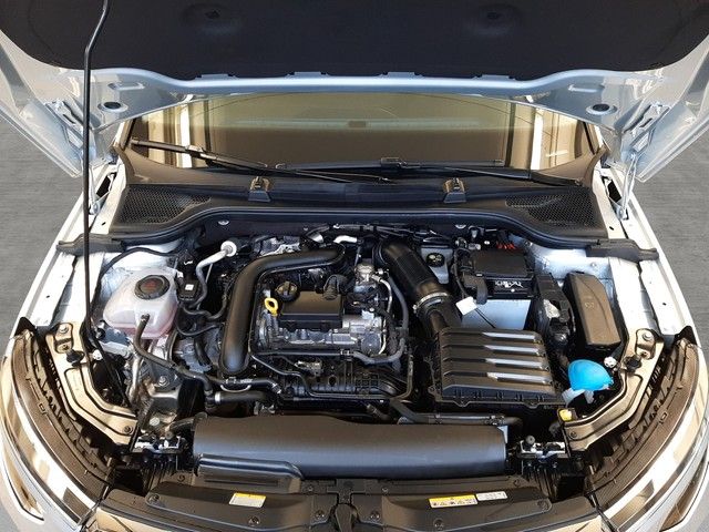 Fahrzeugabbildung Skoda Kamiq Selection 1.0 TSI LED PDC 16"Alu Tempomat