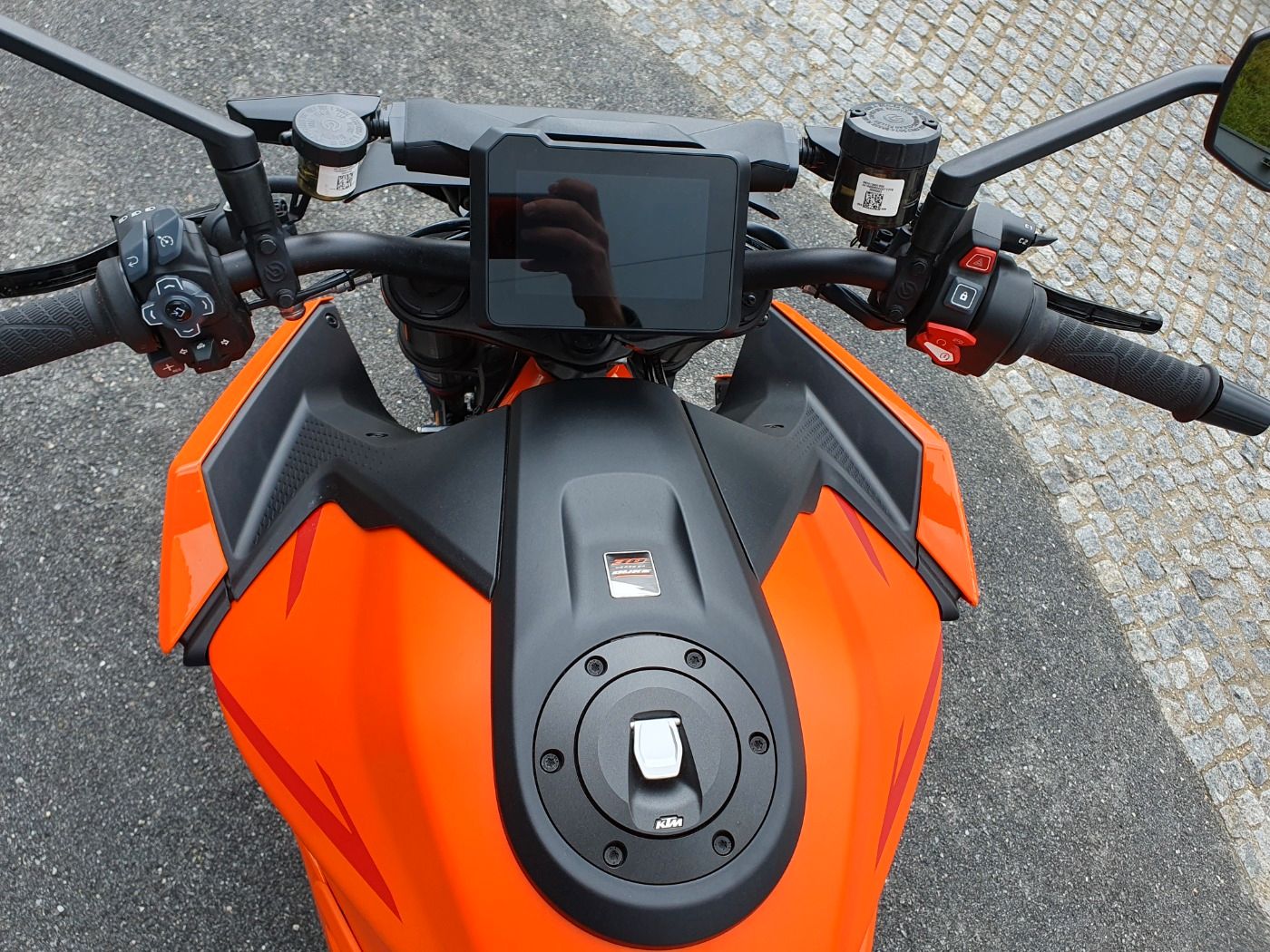 Fahrzeugabbildung KTM 1390 Super Duke R EVO 2024