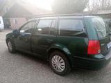 Volkswagen Verkaufe VW Golf Variant 1.6  Baujahr 2000 - Volkswagen Golf aus 2000: Variant