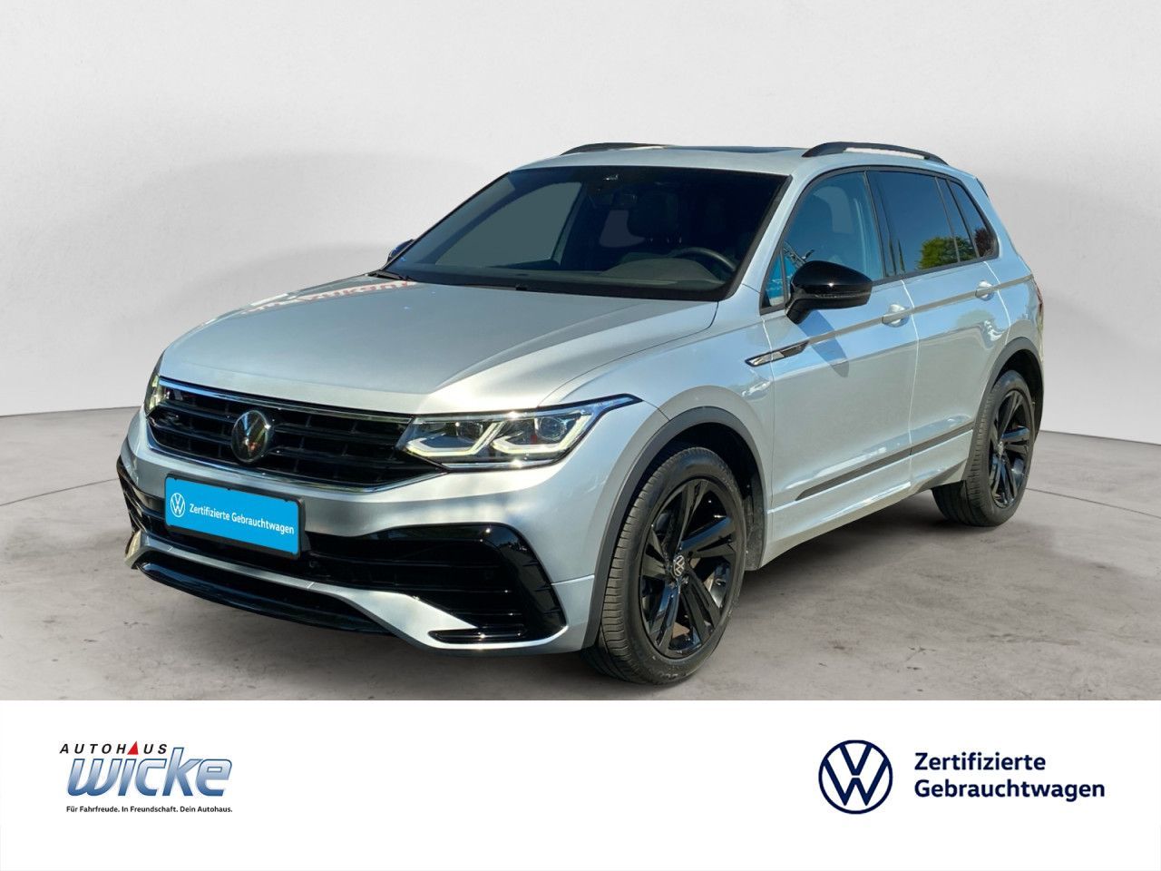 Volkswagen Tiguan 1.5 TSI DSG R-Line NAVI KLIMA PANO PDC foto 1