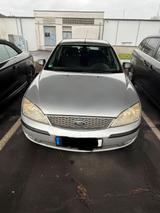 Ford Mondeo - Ford Mondeo aus 2005 mit Diesel-Antrieb
