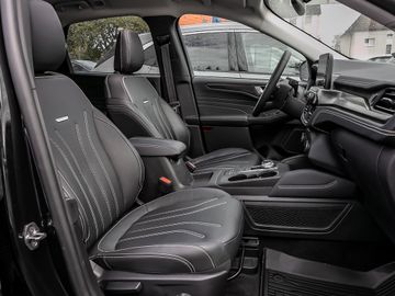 Ford Kuga PHEV Vignale Kamera AHK el. Heckklappe