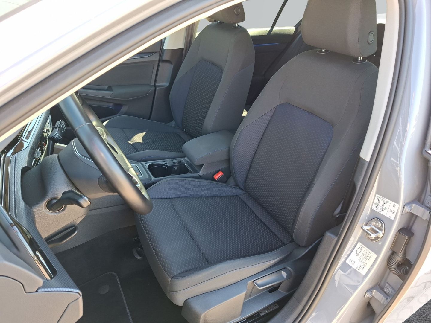 Golf VIII 1.0 TSI United *AHK*SIDEASSIST*PANO*AC