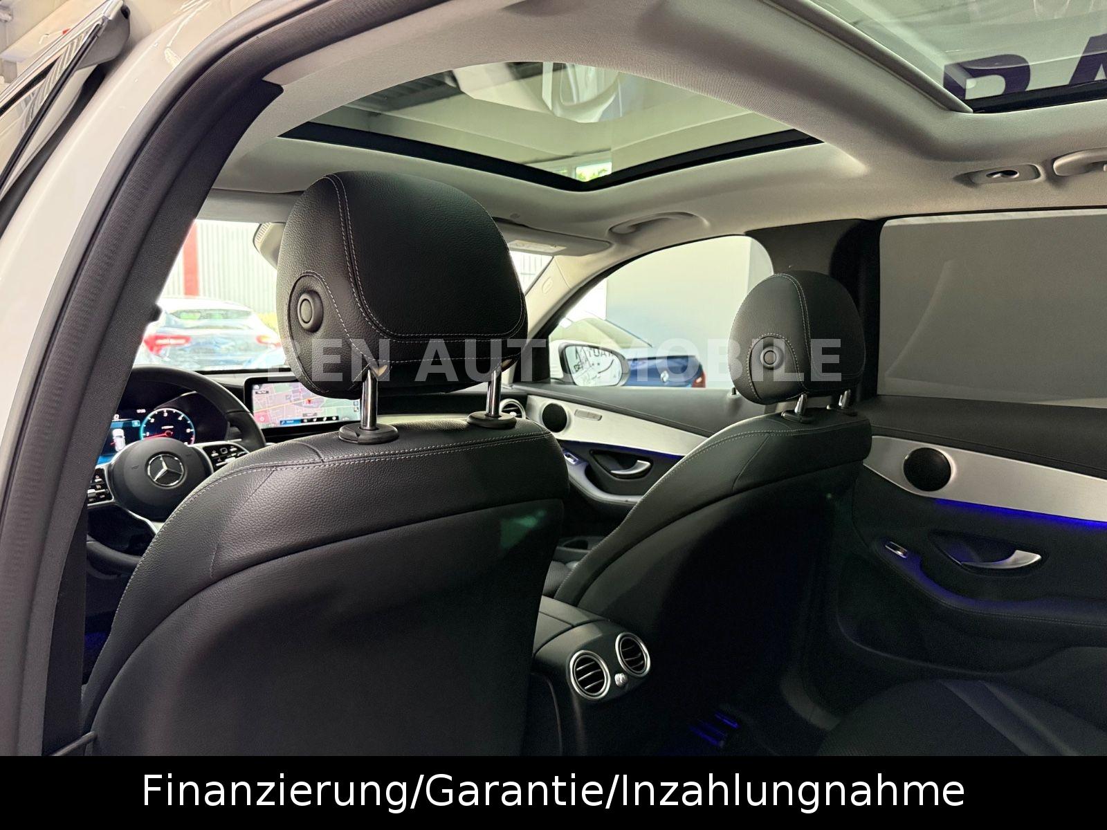Mercedes-Benz GLC 300d 4Matic PANO+LED+RFK+AHK
