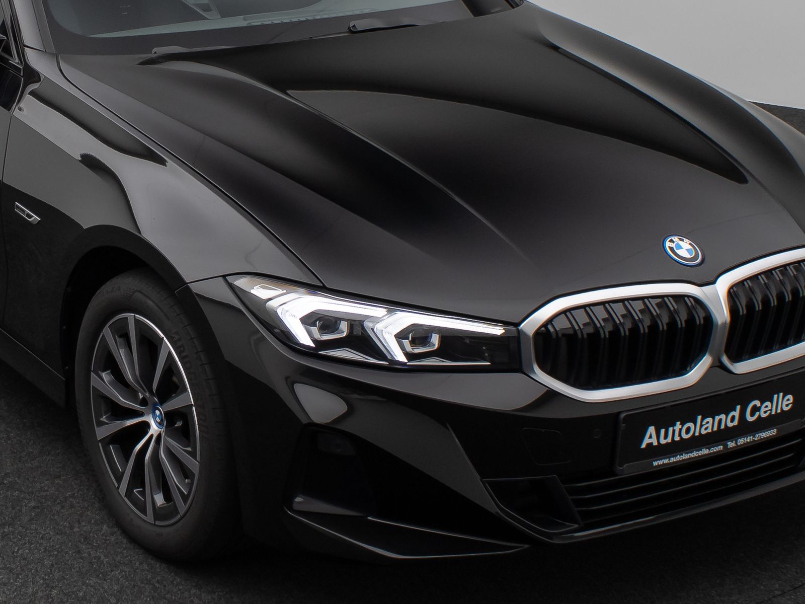 Fahrzeugabbildung BMW 320e DAB Widscreen Lordos Geschwindigkeitsreg