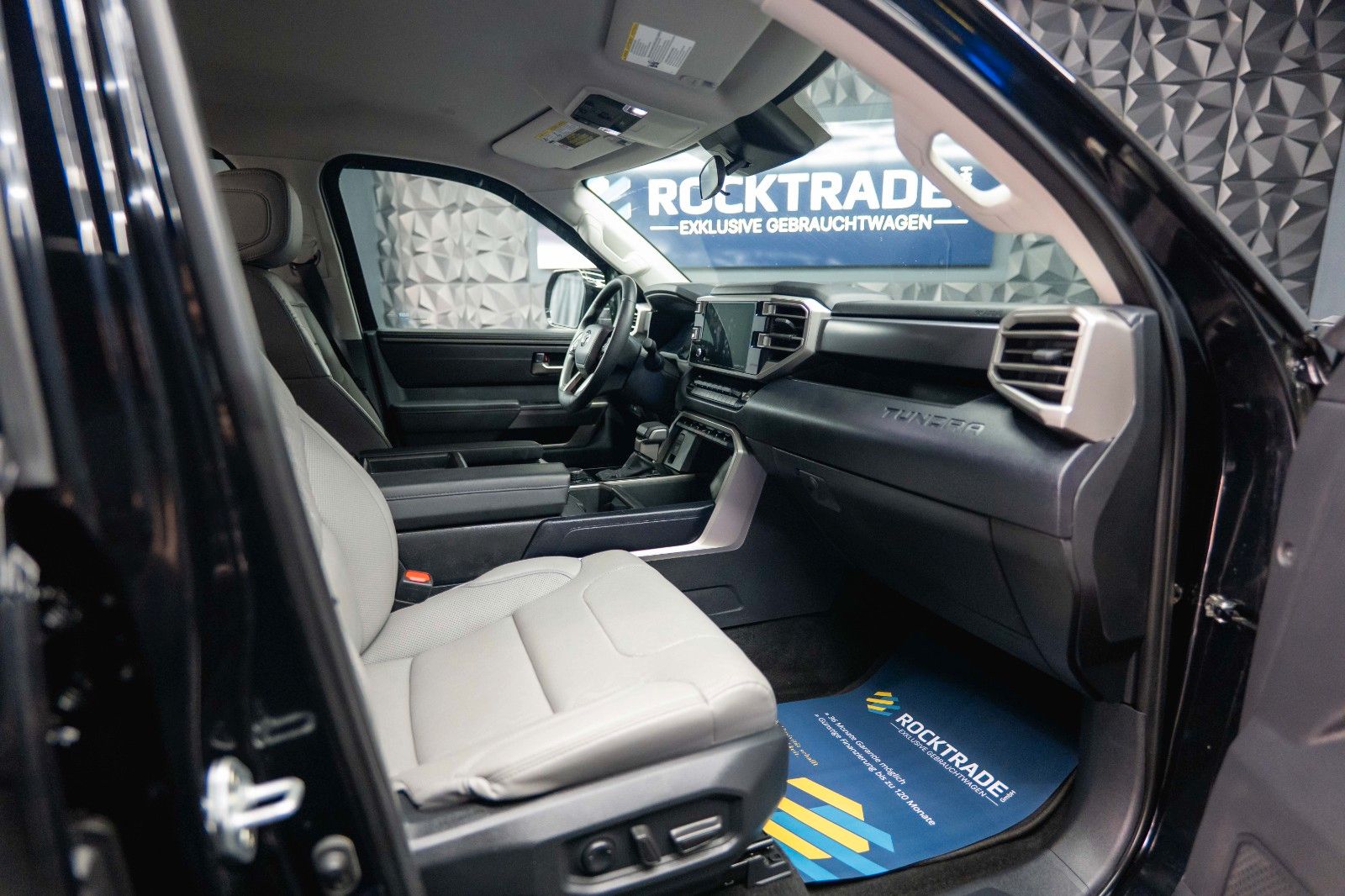 Fahrzeugabbildung Toyota Tundra 3.4L V6 4x4 TRD PRO Style *LED*ACC*19%*